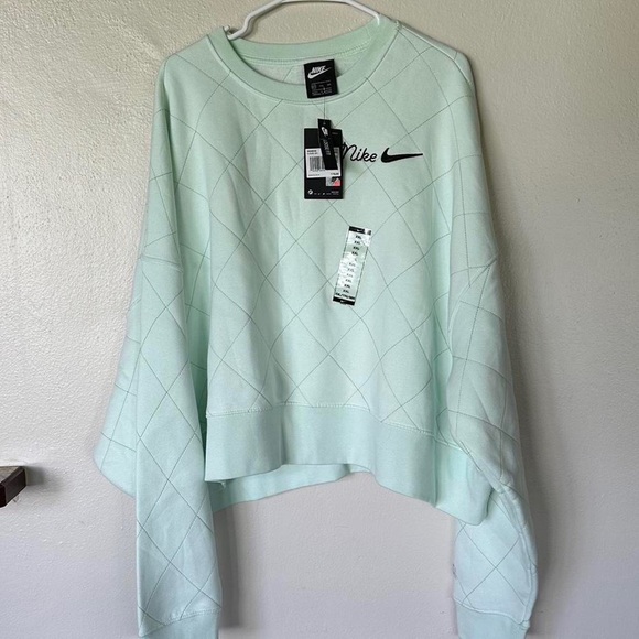 Nike mint green NEW with tags crewneck. - Picture 6 of 6